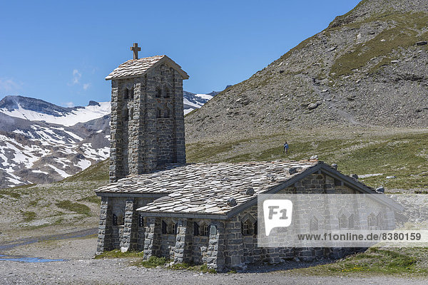 Kirche aus Naturstein am Alpenpass Col de l?Iseran  2764 m  an der Route des Grandes Alpes  Val-d'Isère  Region Rhône-Alpes  Frankreich