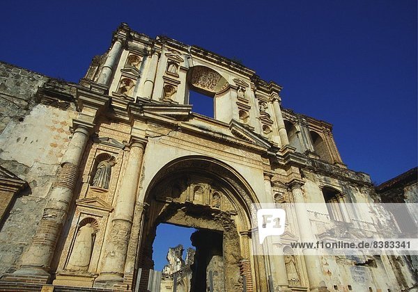 Kirche von San Augustin in Antigua  Guatemala  regelmäßigen Schaden durch Erdbeben führte zu Antigua's Rückgang