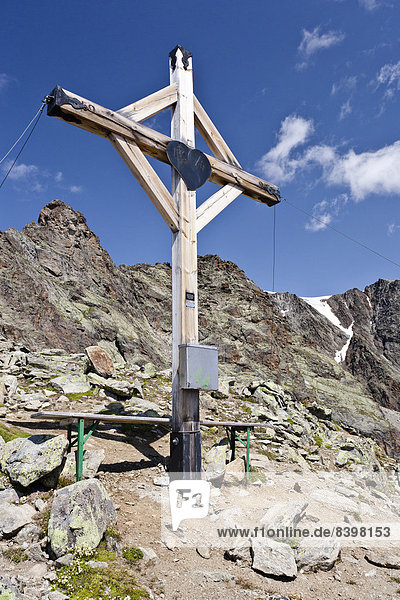 Trentino Südtirol überqueren Berggipfel Gipfel Spitze Spitzen Kreuz Italien Trentino-Südtirol