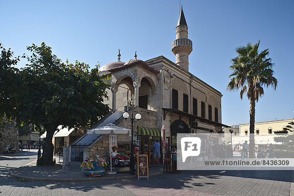 Hafen Europa Handel Meer verkaufen Insel Laden Griechenland Religion Ägäisches Meer Ägäis Business griechisch Islam Kos Mittelmeer Moschee Platz