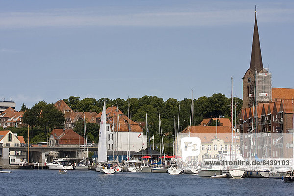 Fischereihafen  Fischerhafen  Hafen  Europa  niemand  Stadt  Großstadt  Boot  Dänemark  dänisch