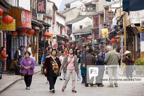 Straße  Tourist  chinesisch  kaufen  China  bevölkert  Yangshuo