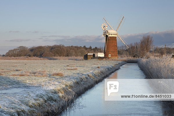 zeigen  Europa  Winter  Morgen  Großbritannien  Mühle  Kälte  Norfolk  England