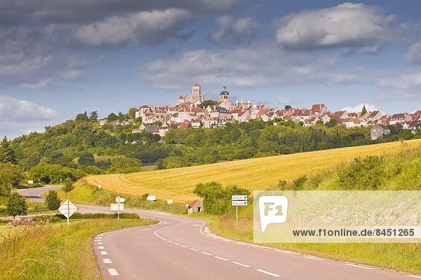The Beaux Village de France of Vezelay in the Yonne area of Burgundy  France  Europe