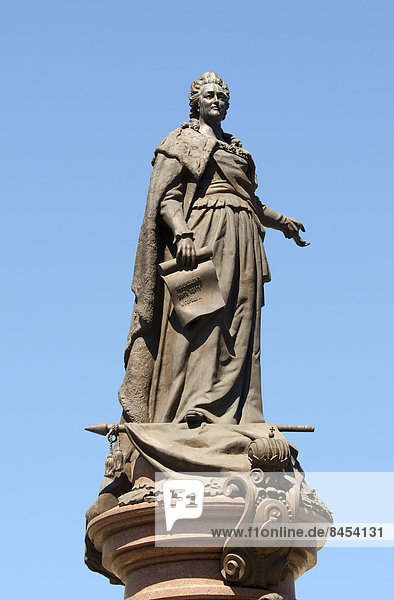 Bronze statue of Catherine the Great  empress of Russia  Odessa  Odessa Oblast  Ukraine