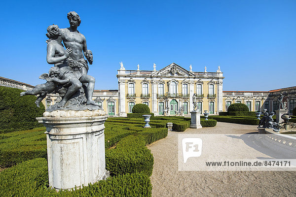 Statue von Vertumnus und Pomona von John Cheere  Nationalpalast von Queluz  Palácio Nacional de Queluz  Queluz  Portugal