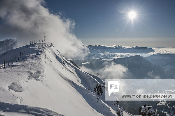 Berg Seceda  2519 m  gehört zu Skikarusell Dolomiti Superski  Geislergruppe  Grödner Dolomiten  Rainelles  Trentino-Südtirol  Italien