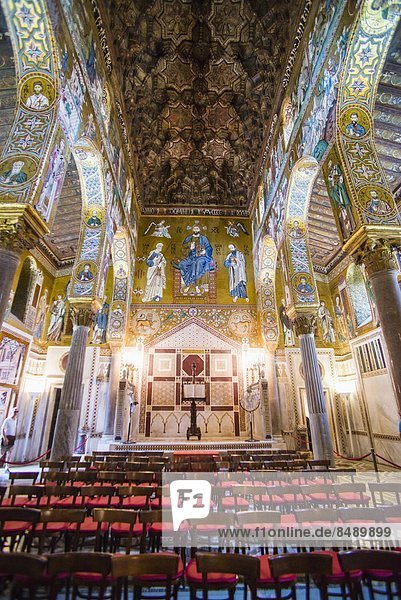 Europa  Monarchie  Palast  Schloß  Schlösser  Kapelle  Italien  Palermo  Sizilien