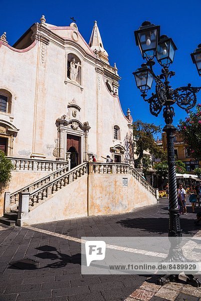 Baroque Church of St. Joseph in Piazza IX Aprile on Corso Umberto  the main street in Taormina  Sicily  Italy  Europe