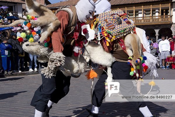Mann  Fest  festlich  Religion  wichtig  Festival  schlagen  Peru  Südamerika