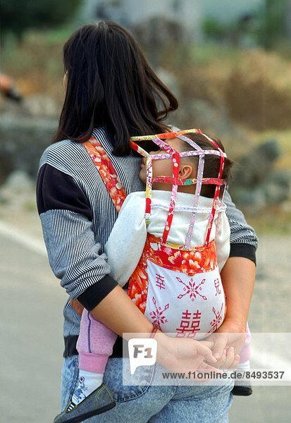Fahrgestell  Mutter - Mensch  Baby  Fahrradgepäckträger  Gepäckträger  Hongkong