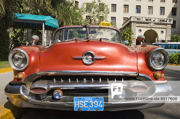 Oldsmobile  classic car parked in the streets of Havana  Havana  Cuba