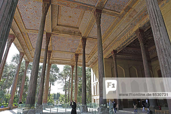Open talar  Chehel Sotun Palace  Isfahan  Isfahan  Persia Province  Iran