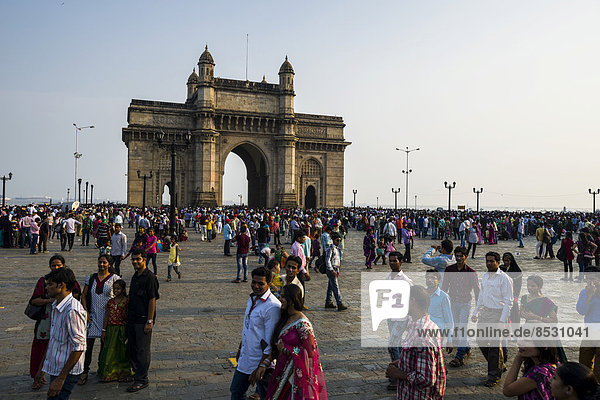 Crowds of visitors in front of The Gateway of India  Colaba  Mumbai  Maharashtra  India