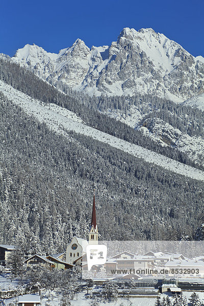 Nassereith im Winter  Tirol  Österreich