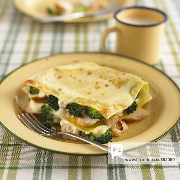 Lasagne made with chicken and broccoli