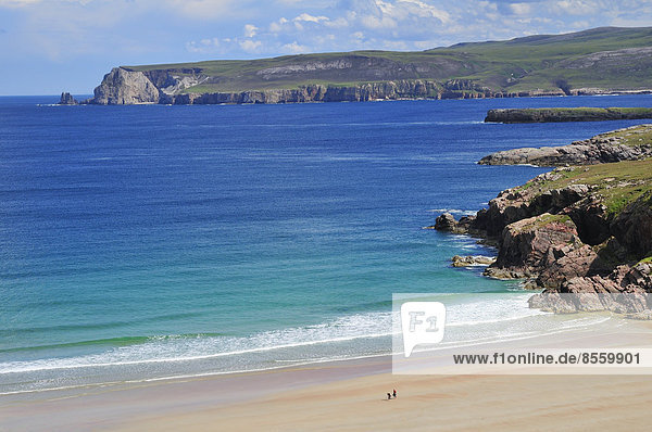 Sandy beach and rocks in Rispond Bay  Durness  Caithness  Sutherland and Easter Ross  Scotland  United Kingdom