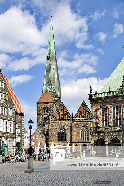 Unser-Lieben-Frauen-Kirche oder Liebfrauenkirche  Bremer Marktkirche oder Ratskirche  Rathaus  Bremen  Deutschland