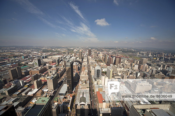 Ausblick vom Carlton Center auf die Hochhäuser der Innenstadt und des Central Business District von Johannesburg  Gauteng  Südafrika