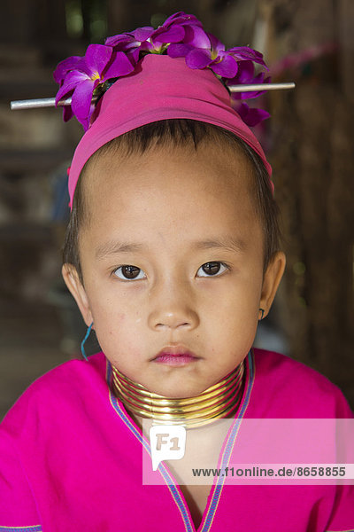 Mädchen vom Stamm der Karen  Chiang Mai  Thailand