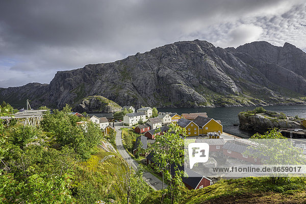 Ortsansicht  historischer Fischerort  Nusfjord  Lofoten  Nordland  Norwegen