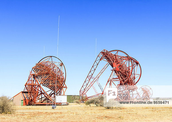 Teleskope einer Anlage zur Erforschung kosmischer Gammastrahlen  H.E.S.S.  High Energy Stereoscopic System  Farm Göllschau  Khomas-Hochland  Namibia