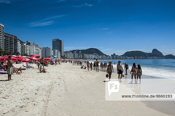 Strand von Copacabana  Rio de Janeiro  Brasilien