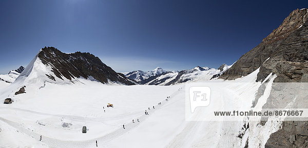 Schweiz Berner Oberland Aletschgletscher und Jungfraujoch