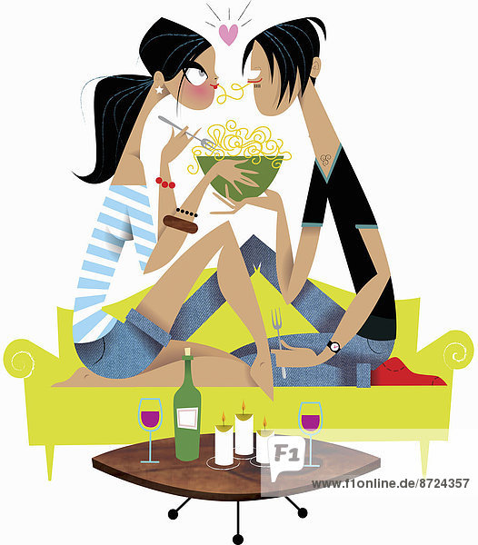 Fröhlichkeit Couch teilen Zimmer Gericht Mahlzeit jung Pasta Nudel Wohnzimmer Romantik