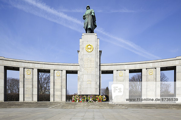 Sowjetisches Ehrenmal Tiergarten Berlin Deutschland