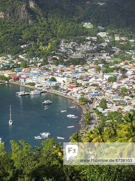 Karibik St. Lucia Blick auf Soufriere
