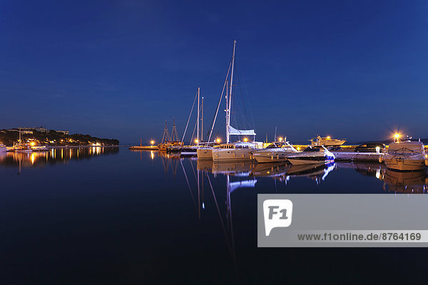Wasser Nacht Boot Spiegelung Adriatisches Meer Adria Baska Voda Kroatien Dalmatien