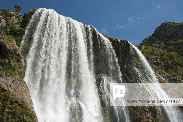 Wasserfall Topoljski buk  Fluss Krcic  Knin  ?ibenik-Knin  Kroatien