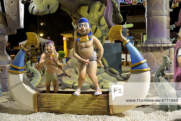 Falla-Figuren aus Pappmaché bei den Fallas  Frühlingsfest  Dénia  Provinz Alicante  Spanien