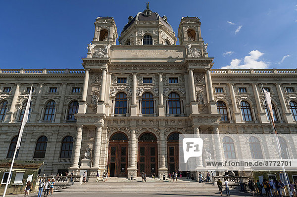 Kunsthistorisches Museum  1891  Maria Theresa Square  Vienna  Austria
