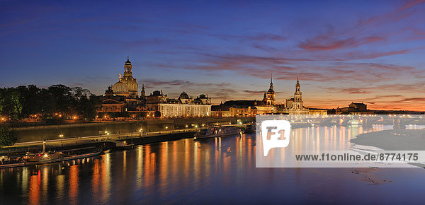 Germany  Saxony  Dresden  view to Elbe river and Dresden skyline at sunset
