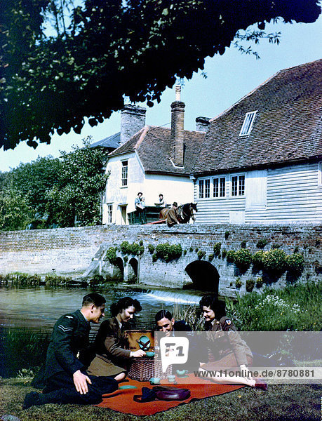WW II  historical  war  world war  second world war  Two  members  women's corps  army  village  South England  picnic British  soldiers  military  Royal Air Corps  RAC  1944  United Kingdom  Great Britain  allies  Allied Forces