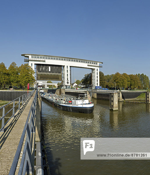 Netherlands  Holland  Europe  Vreeswijk  Utrecht  construction  water  autumn  ships  boat  Princess Beatrix locks  locks  Amsterdam-Rhine  canal  transportation