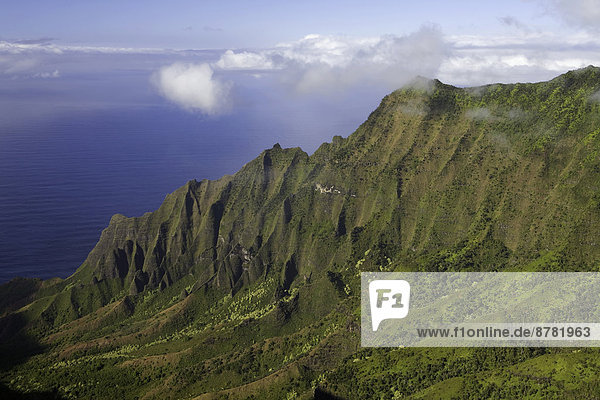 Vereinigte Staaten von Amerika USA sehen über Ozean Pazifischer Ozean Pazifik Stiller Ozean Großer Ozean Hawaii Kalalau Kauai
