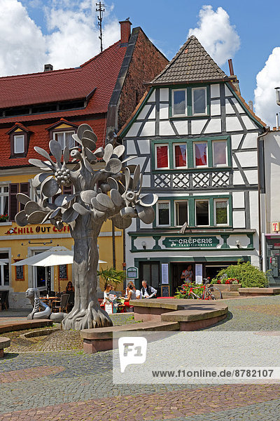 Europe  Germany  Rhineland-Palatinate  Neustadt an der Weinstrasse  wine route  Neustadt  potato market  paradise well  architecture  trees  flowers  wells  framework  gastronomy  building  construction  person  persons  plants  town  restaurant  place of interest  tourism  water