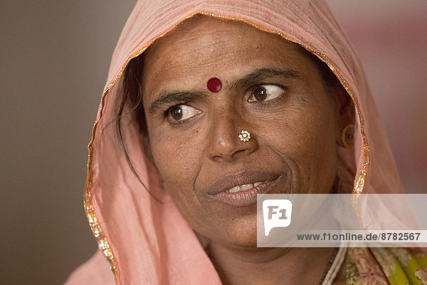 Portrait  Frau  Tradition  Kopftuch  Indien  indische Abstammung  Inder  Asien