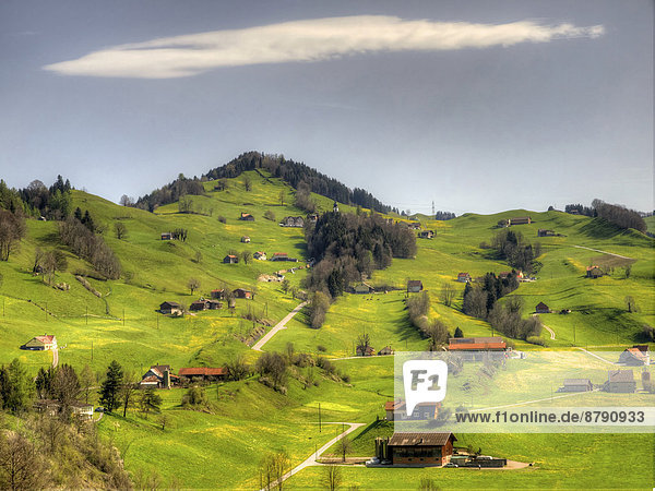 Ländliches Motiv  ländliche Motive  Europa  Wolke  Hügel  Landwirtschaft  Bauernhof  Hof  Höfe  Dorf  Schweiz