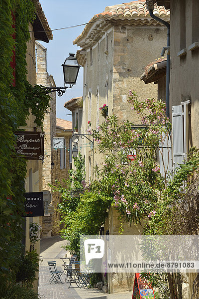 Frankreich  Europa  Stein  Gebäude  Straße  Stadt  Cafe  Bistro  Dorf  Provence - Alpes-Cote d Azur  Vaucluse