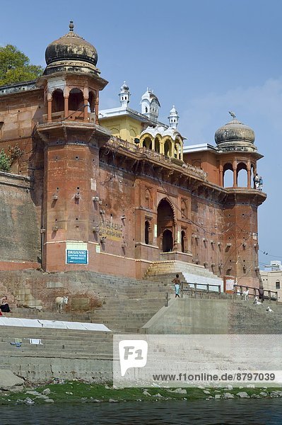 Großstadt  Fluss  Palast  Schloß  Schlösser  Festung  Heiligkeit  Ganges  ghat  Varanasi