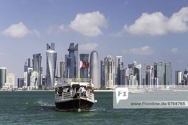 Skyline  Skylines  Finanzen  Mittelpunkt  Naher Osten  Bucht  Ortsteil  Doha  neu  Westen