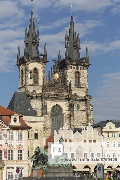 Prag  Hauptstadt  Europa  Stadt  Kirche  Kathedrale  Quadrat  Quadrate  quadratisch  quadratisches  quadratischer  Tschechische Republik  Tschechien  Tyn  alt