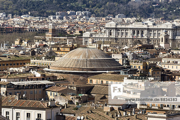 Italien  Rom  Pantheon und Palazzo di Giustizia
