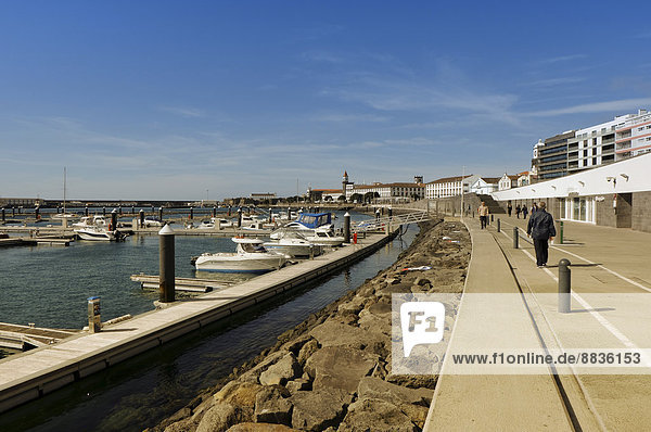 Portugal  Azoren  Sao Miguel  neuer Hafen und Promenade