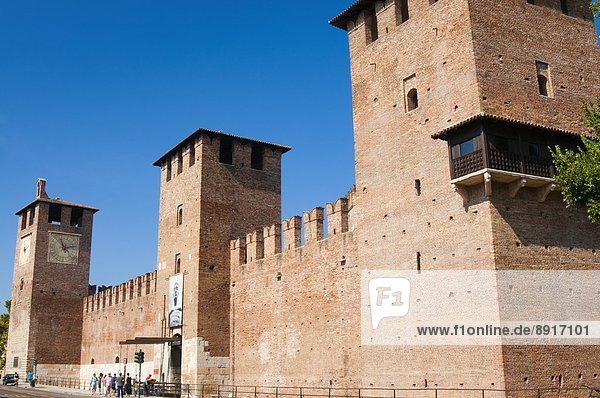 Castelvecchio fortress dating from 1355  Verona  UNESCO World Heritage Site  Veneto  Italy  Europe