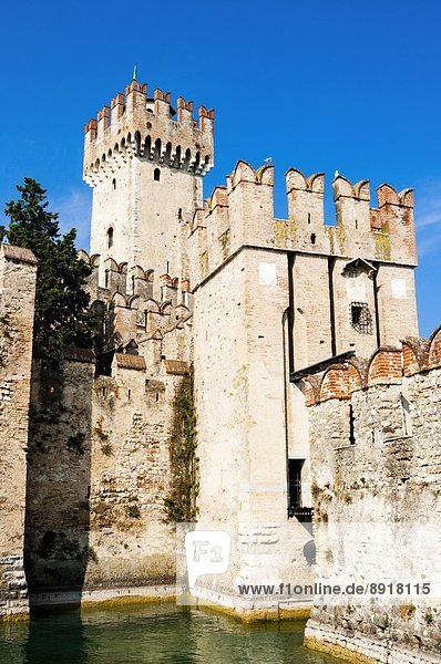 Ramparts of Scaliger Castle dating from the13th century  Sirmione  Lake Garda  Brescia province  Lombardy  Italy  Europe